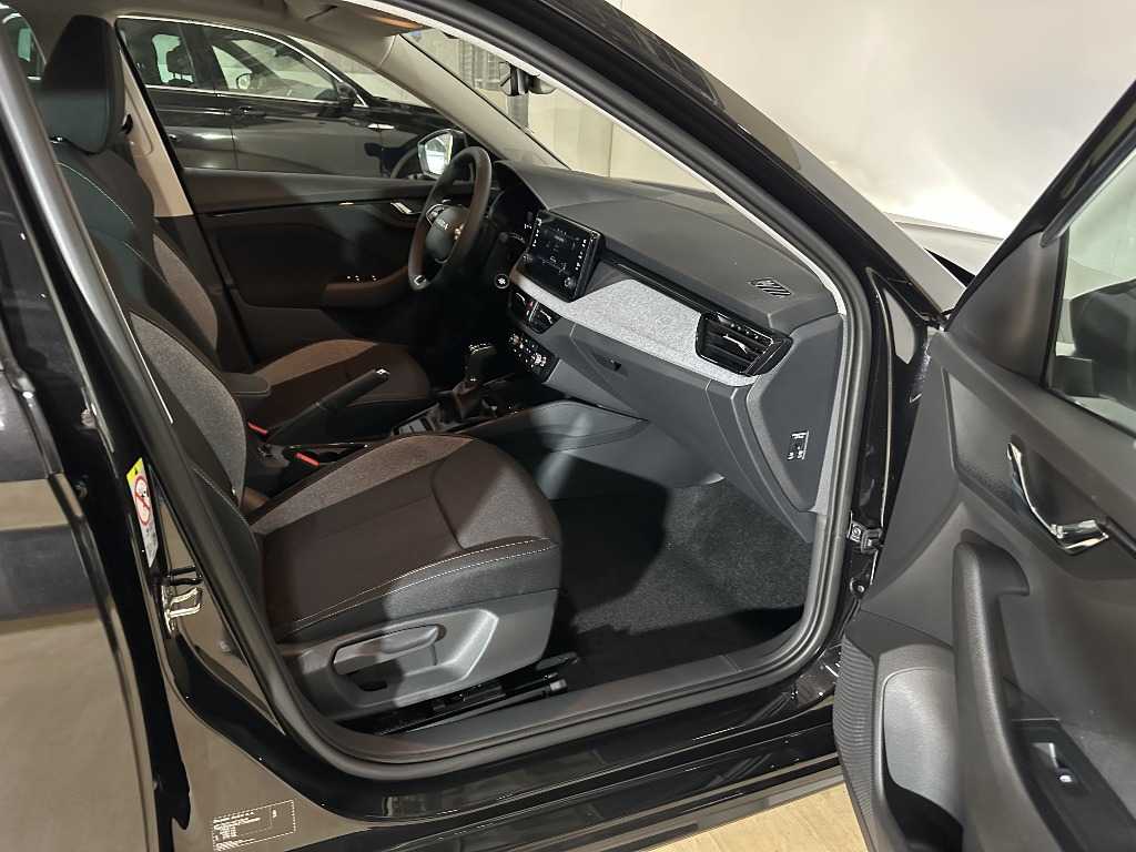 skoda-kamiq-2025-gasolina-999cc