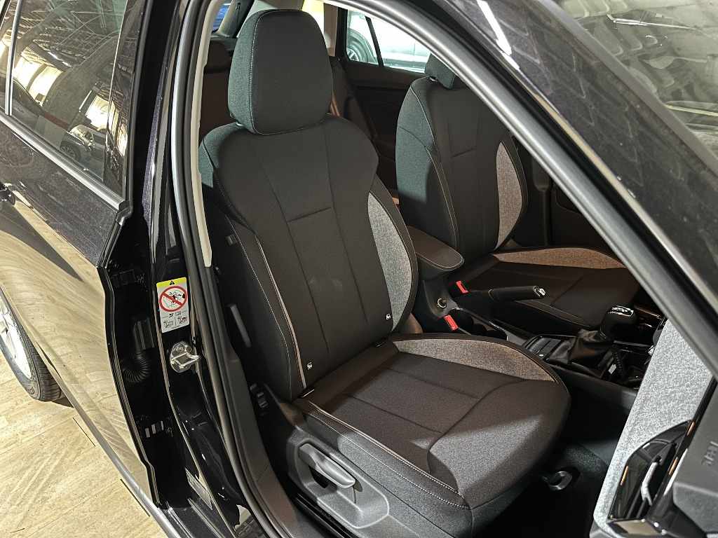 skoda-kamiq-2025-gasolina-999cc