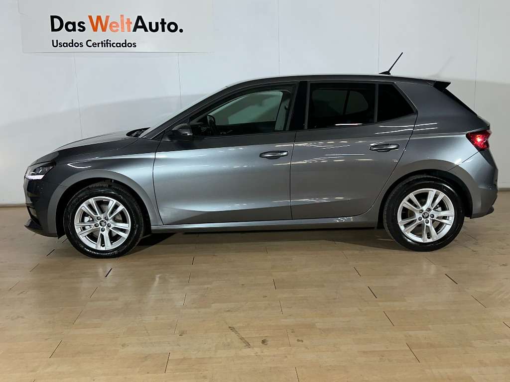 skoda-fabia-2025-gasolina-999cc