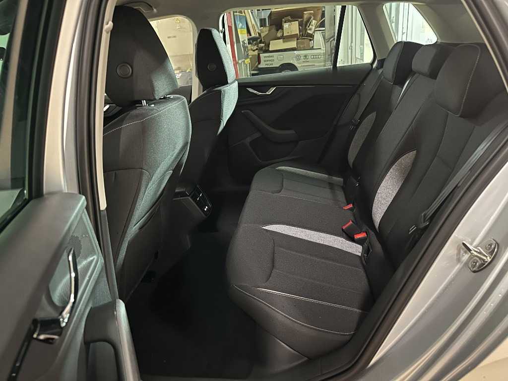 skoda-kamiq-2026-gasolina-999cc