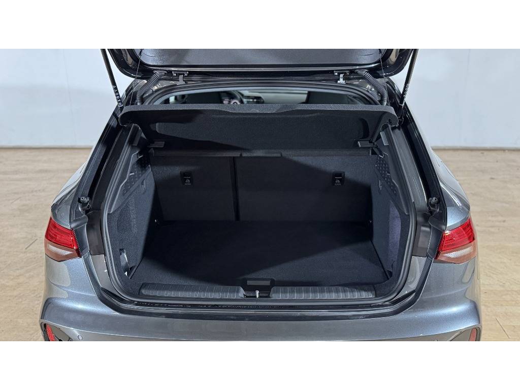 audi-a3-sportback-2025-diesel-1968cc