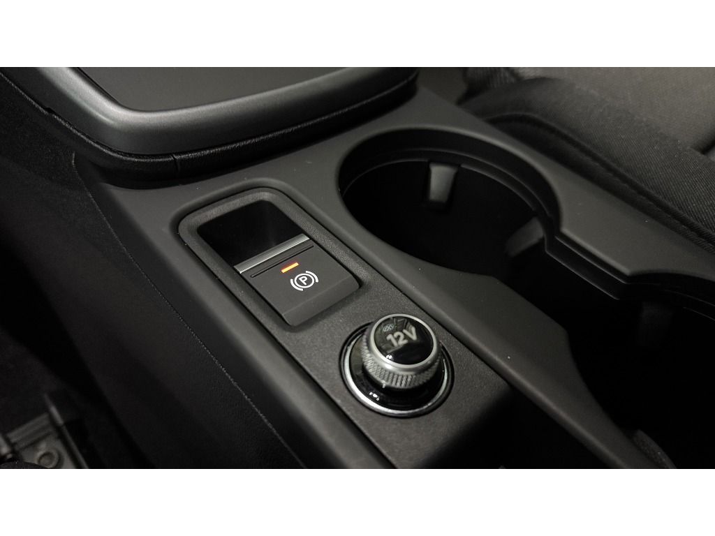 audi-a3-sportback-2025-diesel-1968cc
