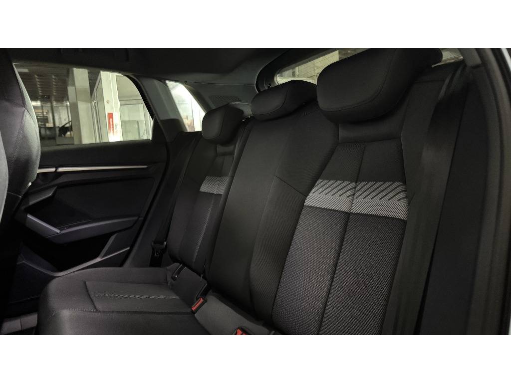 audi-a3-sportback-2025-diesel-1968cc