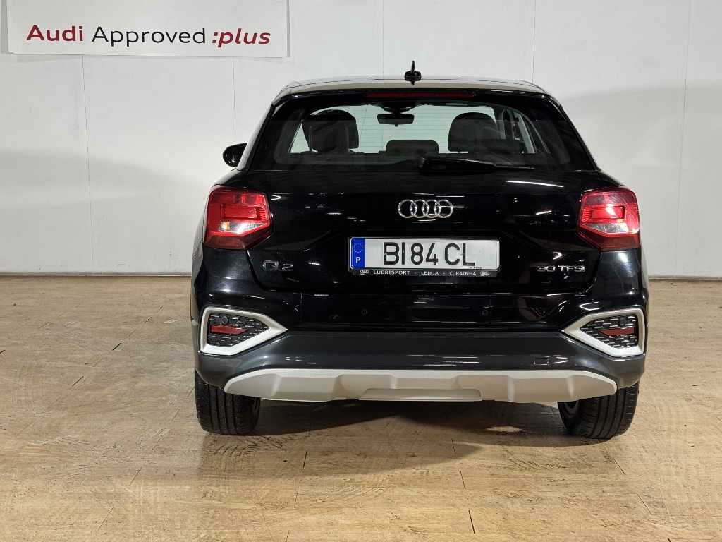 audi-q2-2024-gasolina-999cc