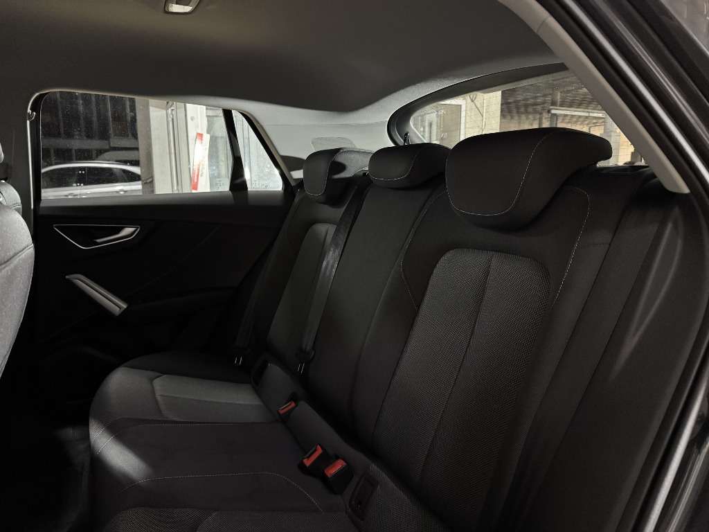 audi-q2-2024-gasolina-999cc