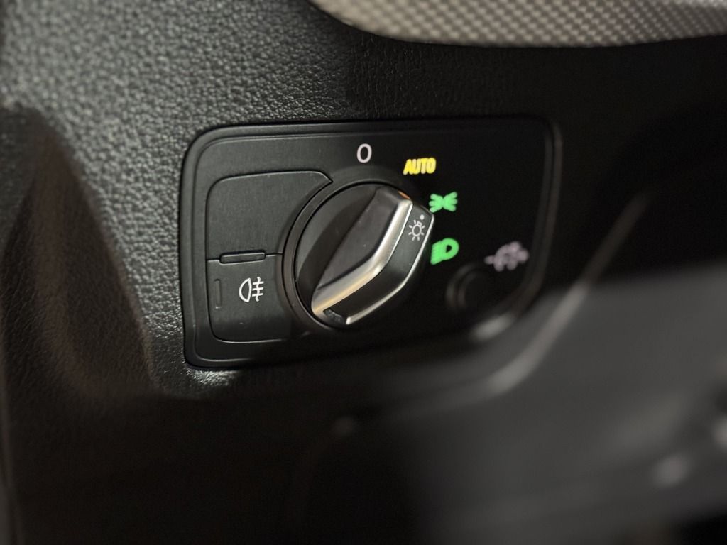 audi-q2-2024-gasolina-999cc