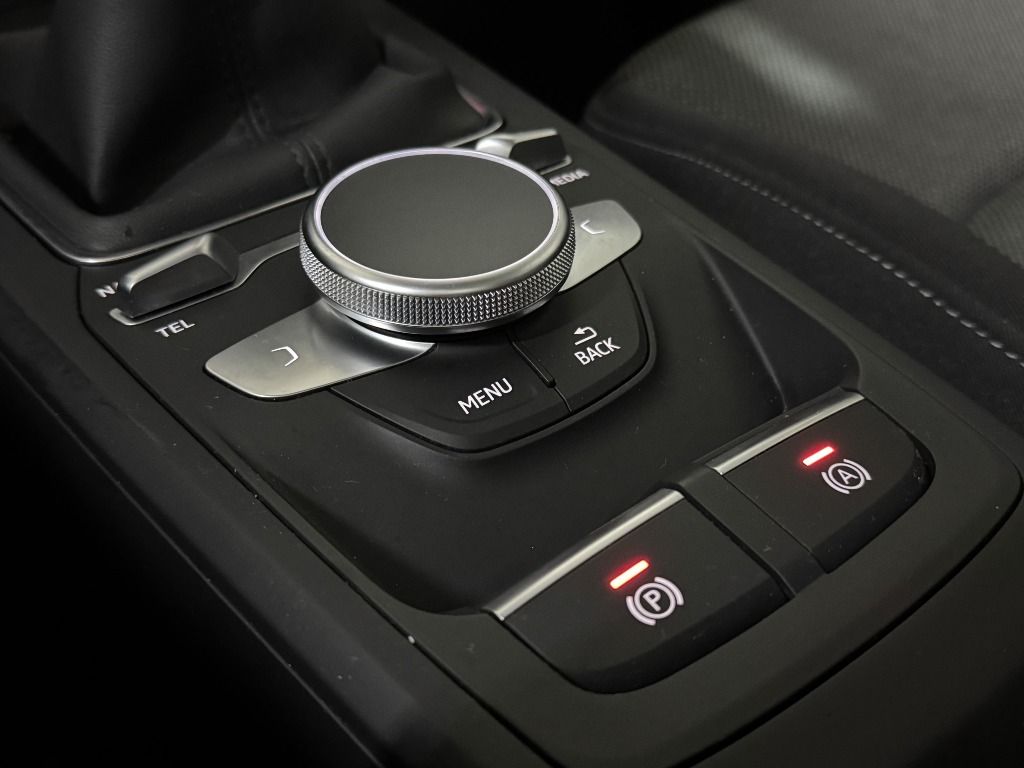 audi-q2-2024-gasolina-999cc
