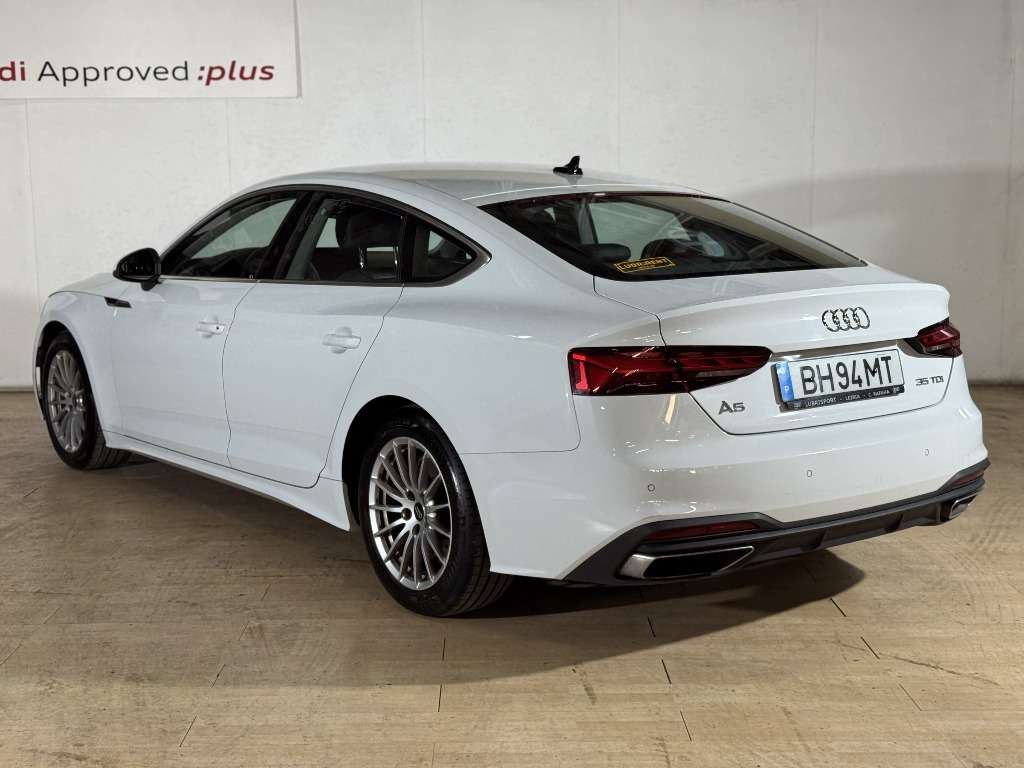 audi-a5-sportback-2024-diesel-1968cc