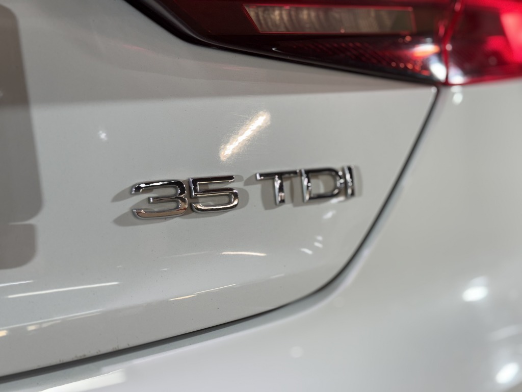 audi-a5-sportback-2024-diesel-1968cc