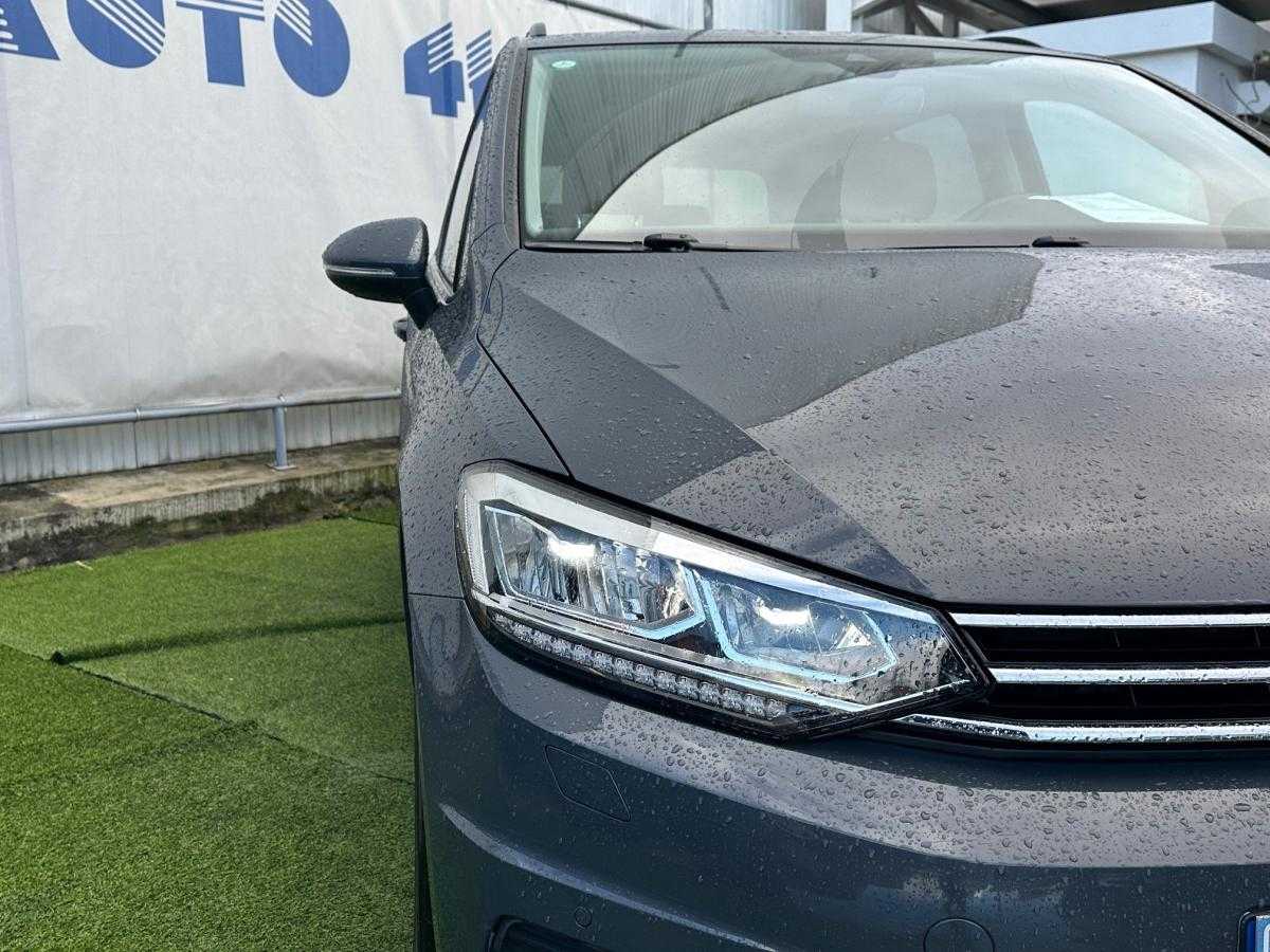 volkswagen-touran-2023-gasolina-1498cc