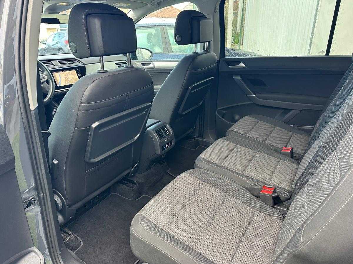 volkswagen-touran-2023-gasolina-1498cc