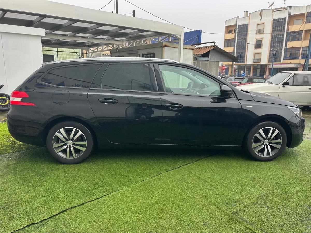 peugeot-308-sw-2021-diesel-1499cc