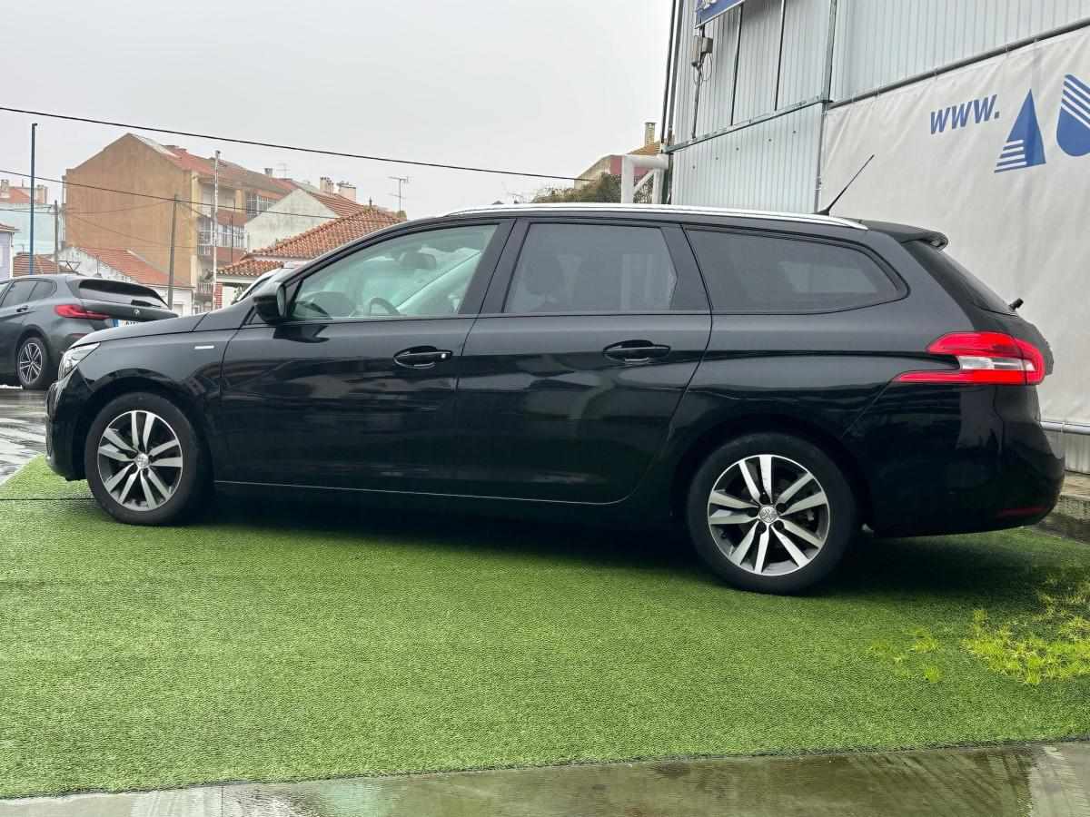 peugeot-308-sw-2021-diesel-1499cc