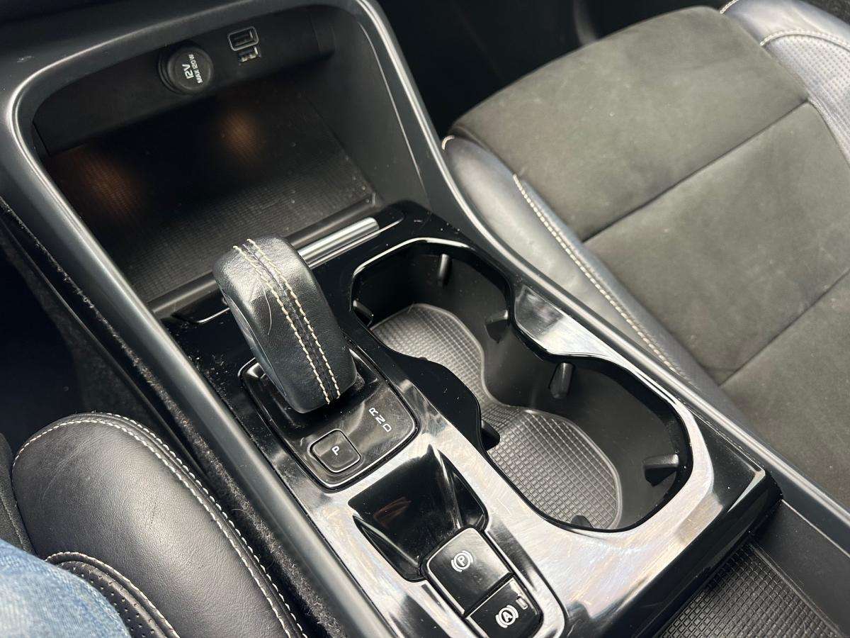 volvo-xc40-2020-hibrido-a-gasolina-1477cc