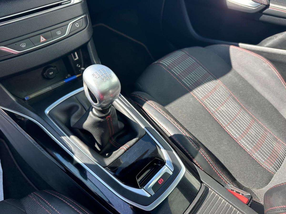 peugeot-308-2015-diesel-1560cc