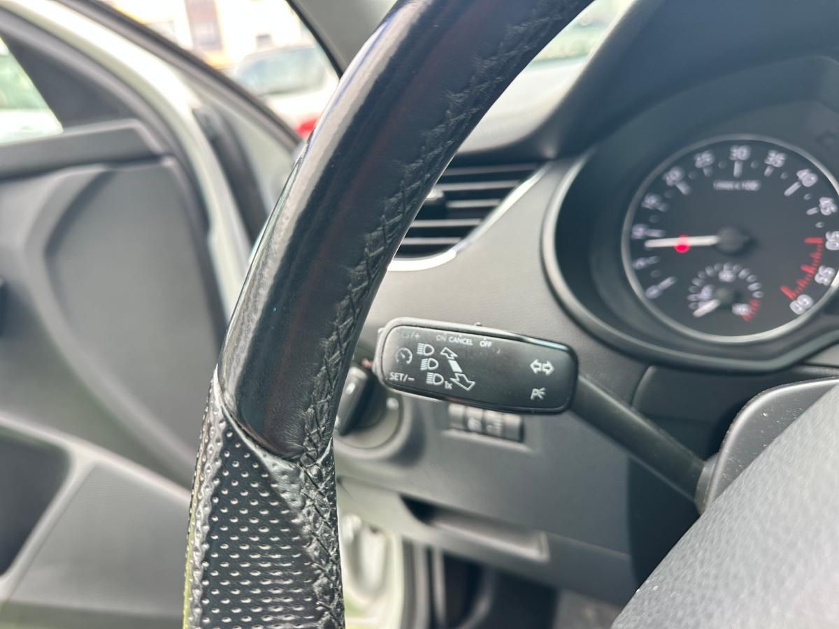 skoda-octavia-break-2016-diesel-1598cc