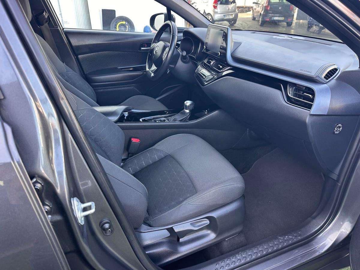 toyota-c-hr-2020-hibrido-a-gasolina-1798cc