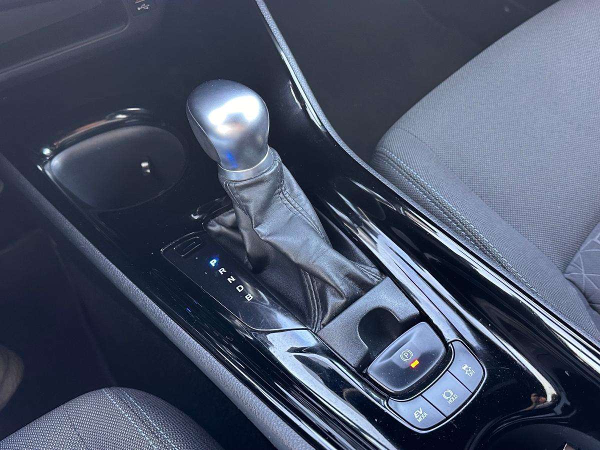 toyota-c-hr-2020-hibrido-a-gasolina-1798cc