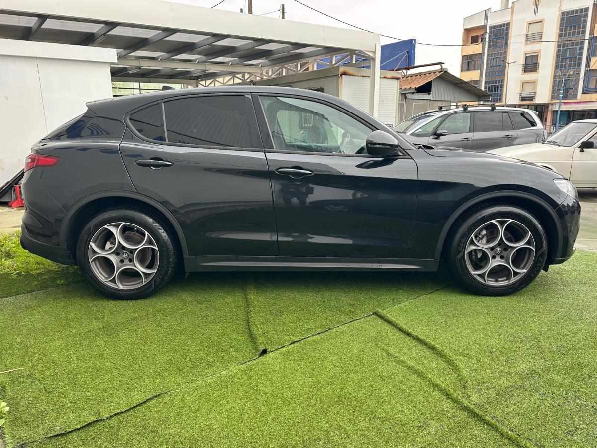 alfa-romeo-stelvio-2022-diesel-2143cc