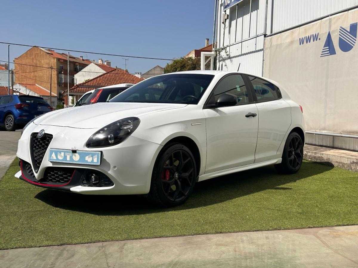 alfa-romeo-giulietta-2019-diesel-1598cc