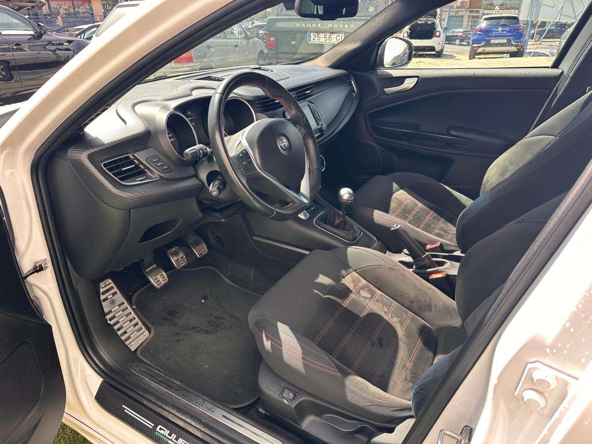 alfa-romeo-giulietta-2019-diesel-1598cc
