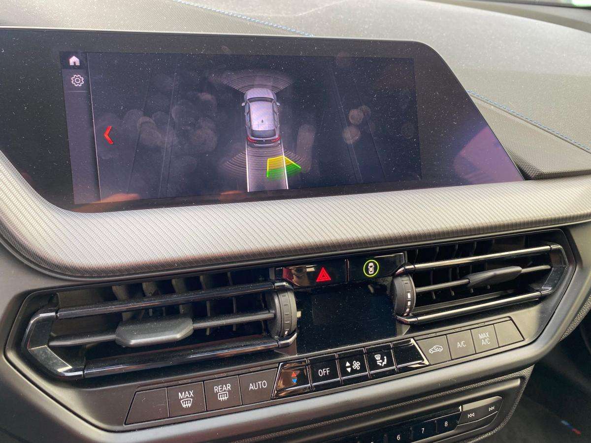 bmw-serie-1-2019-diesel-1600cc
