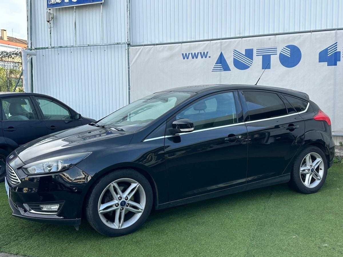 ford-focus-2016-gasolina-998cc