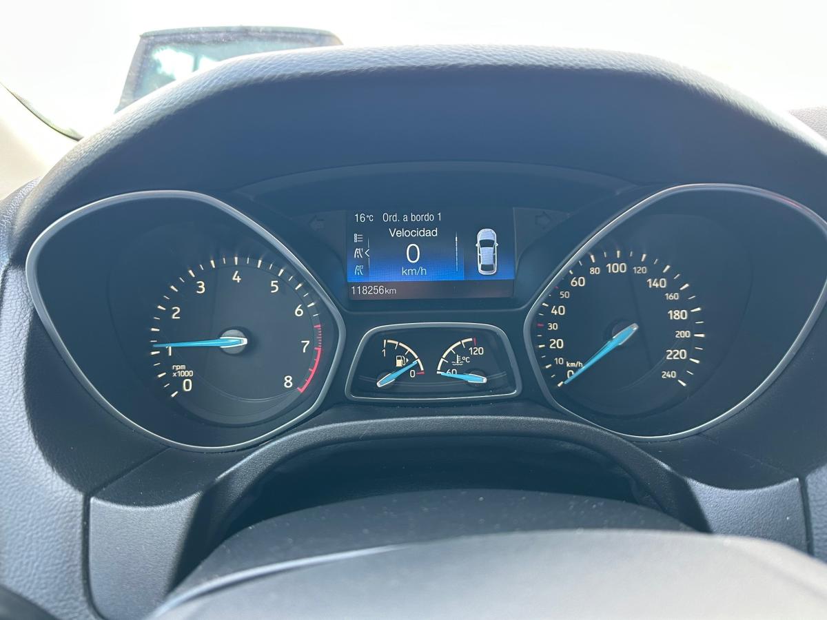 ford-focus-2016-gasolina-998cc