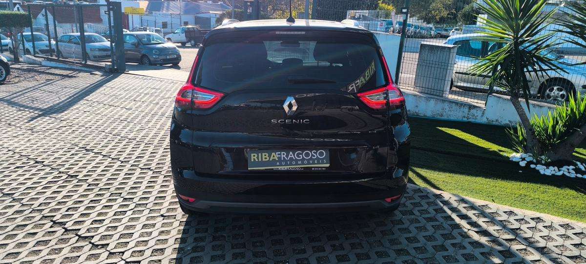 renault-grand-scenic-2018-diesel-1461cc