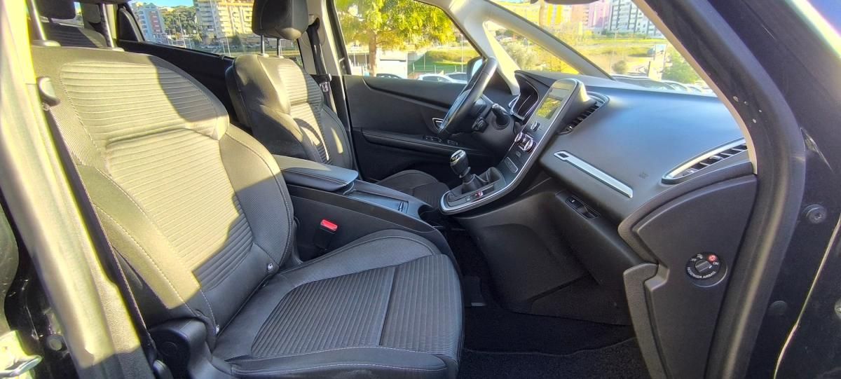 renault-grand-scenic-2018-diesel-1461cc