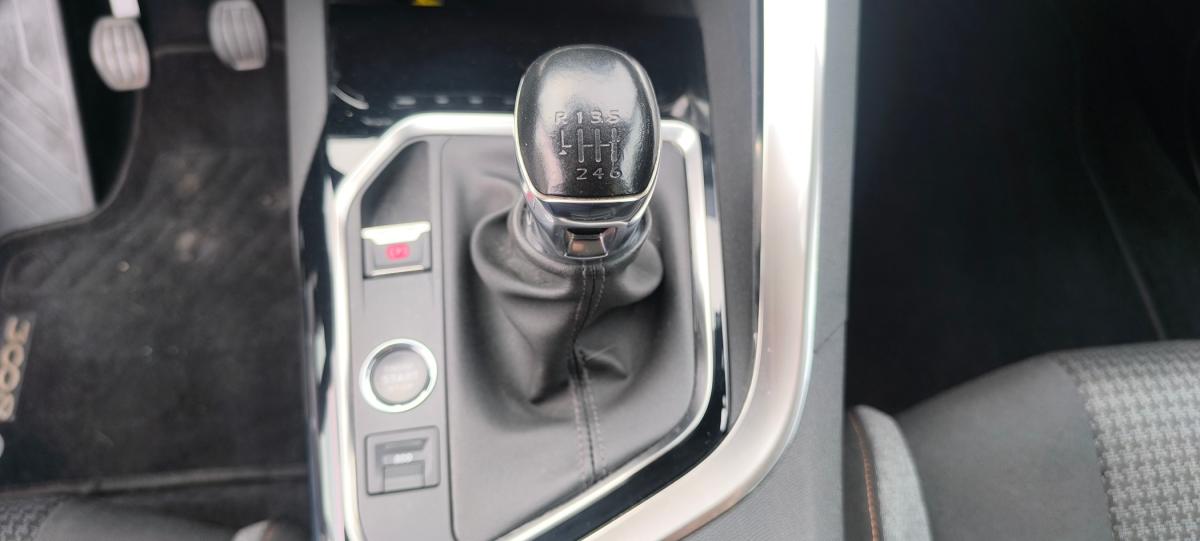 peugeot-3008-2021-diesel-1499cc