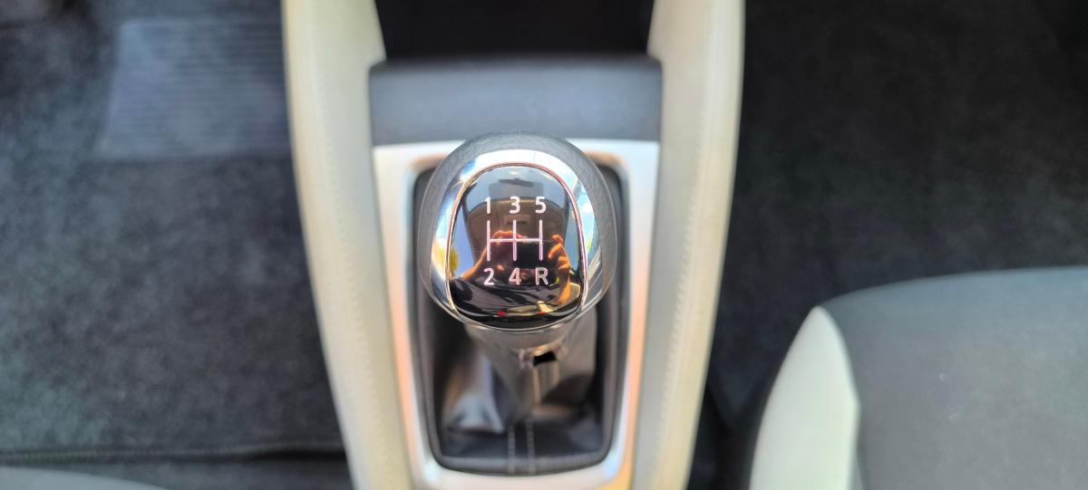 nissan-micra-2018-gasolina-898cc