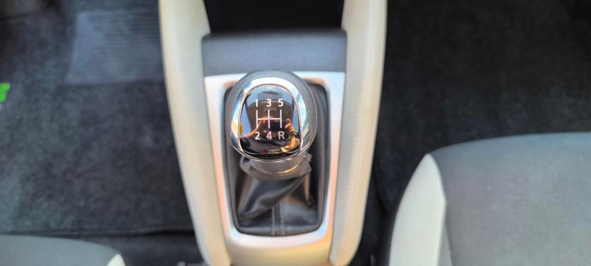nissan-micra-2018-gasolina-898cc