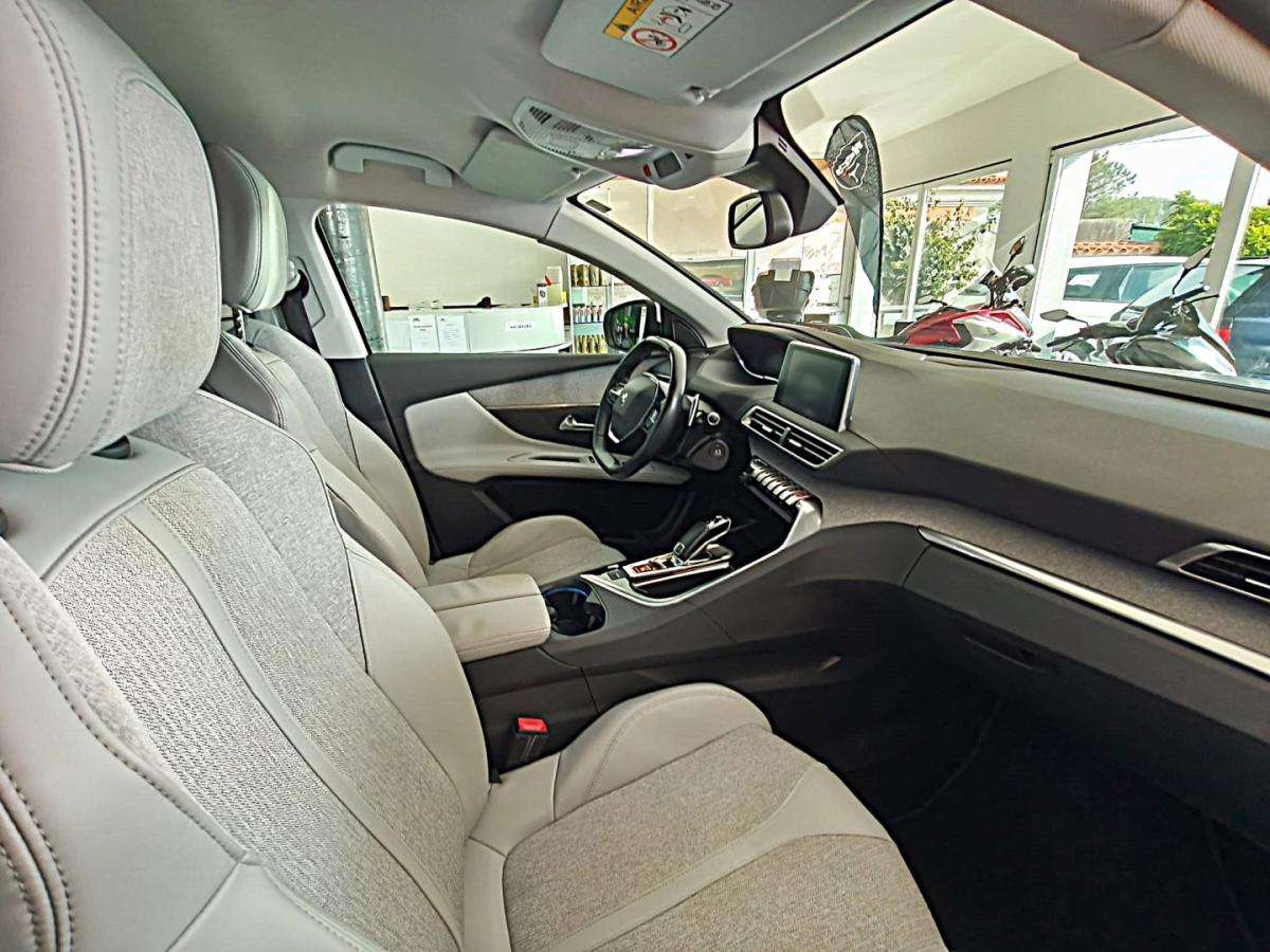 peugeot-5008-2020-diesel-1499cc
