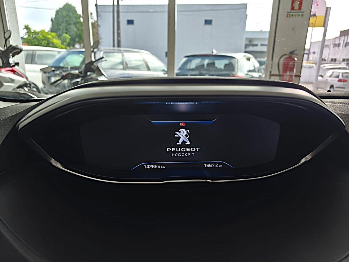 peugeot-5008-2020-diesel-1499cc