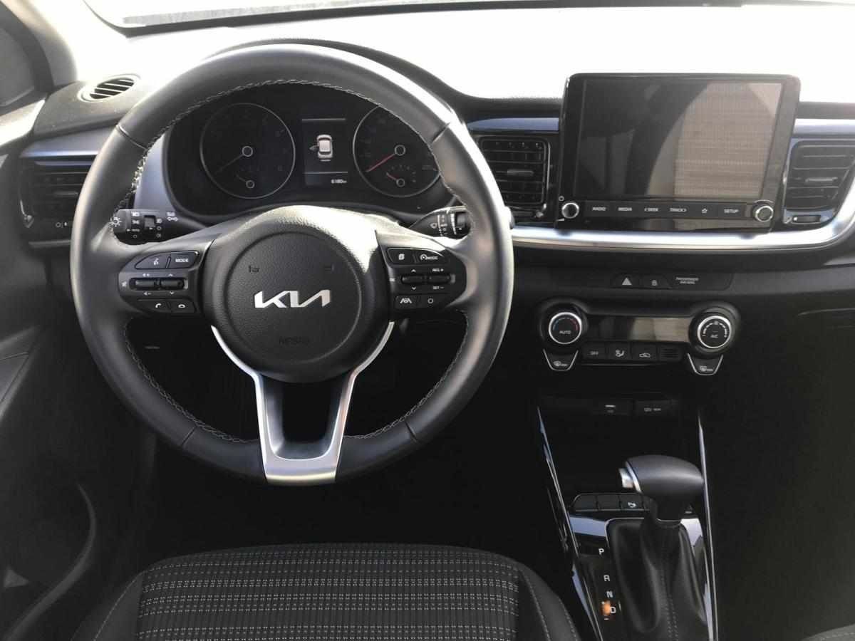 kia-stonic-2024-gasolina-998cc