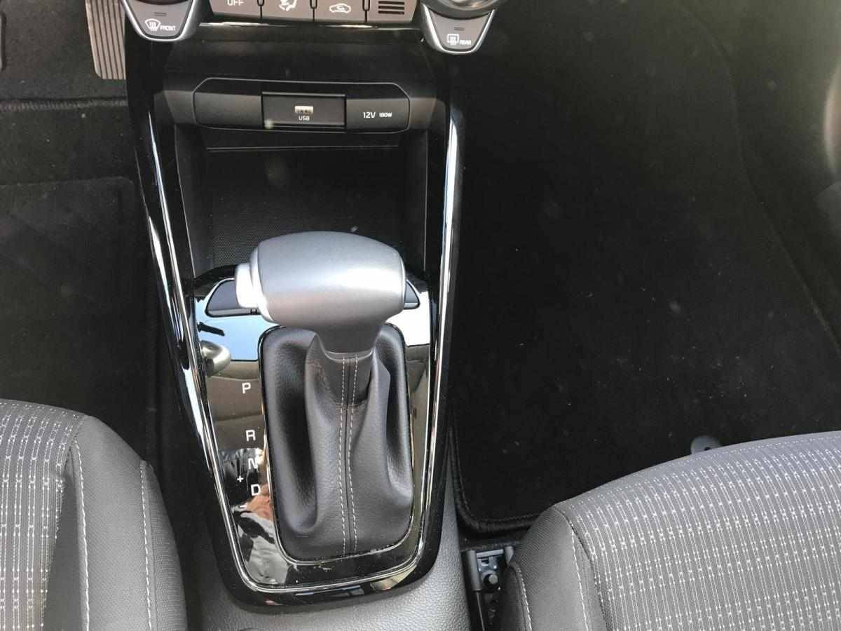 kia-stonic-2024-gasolina-998cc