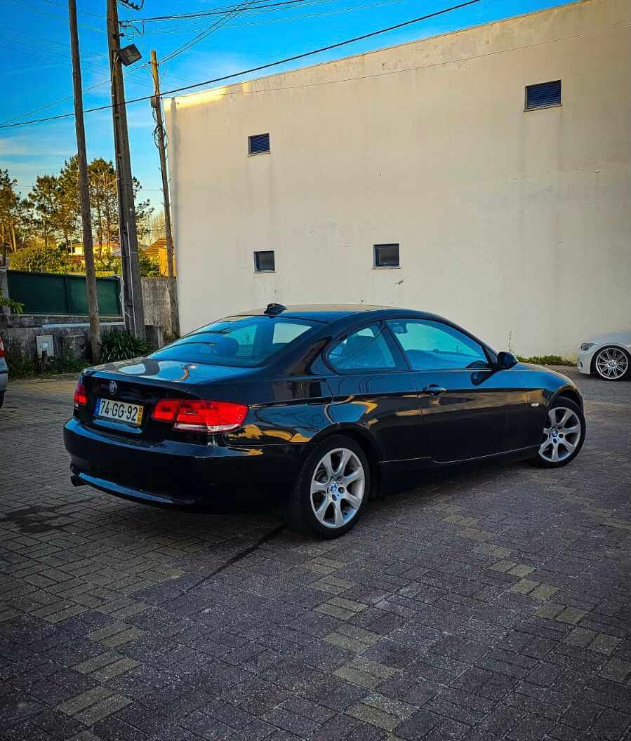 bmw-serie-3-320d-coupe-2008-diesel-1995cc