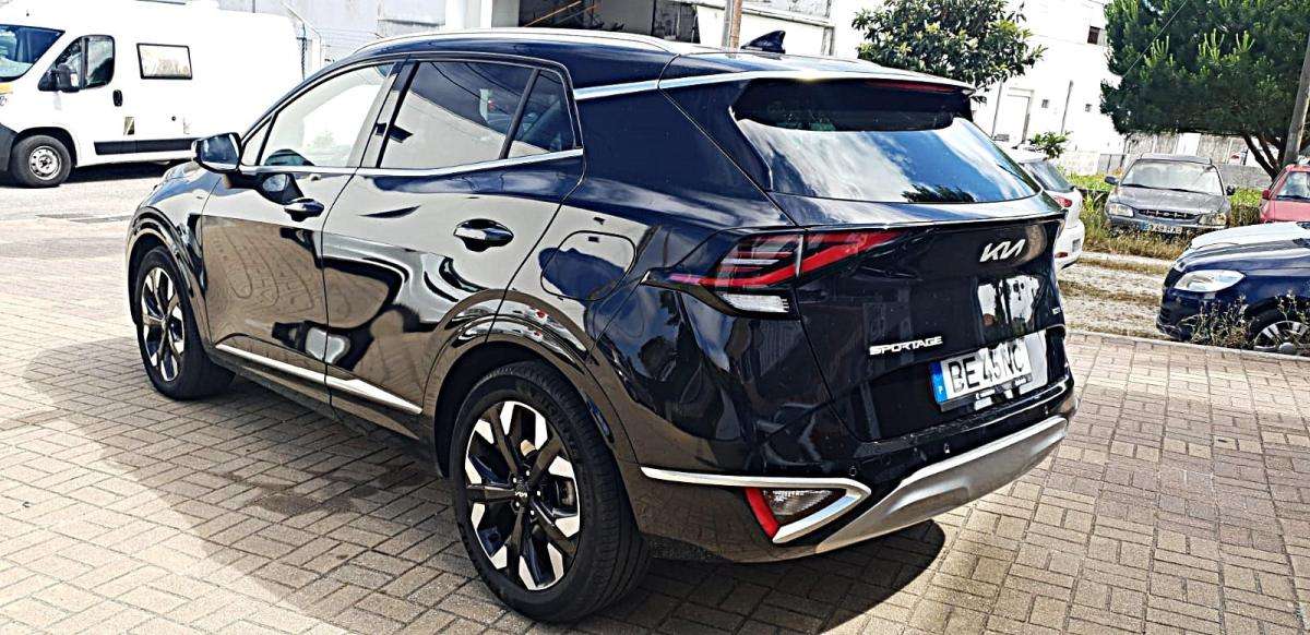 kia-sportage-2023-hibrido-1598cc