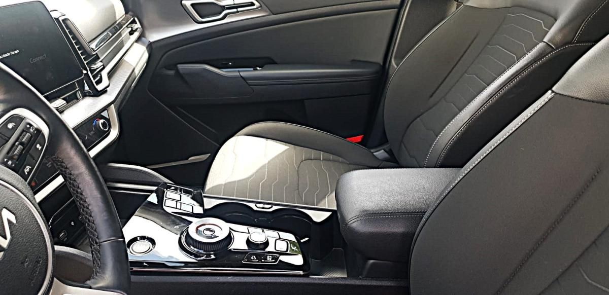 kia-sportage-2023-hibrido-1598cc