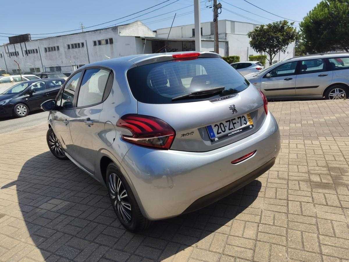 peugeot-208-2019-diesel-1499cc