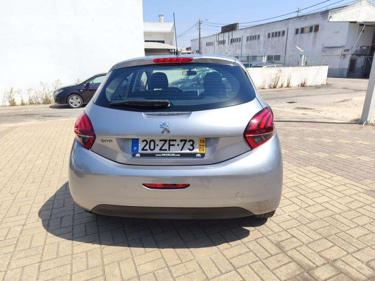 peugeot-208-2019-diesel-1499cc