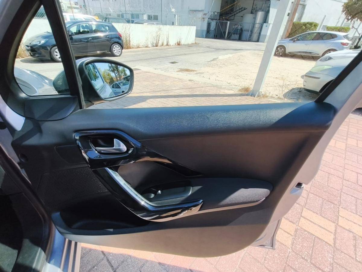 peugeot-208-2019-diesel-1499cc