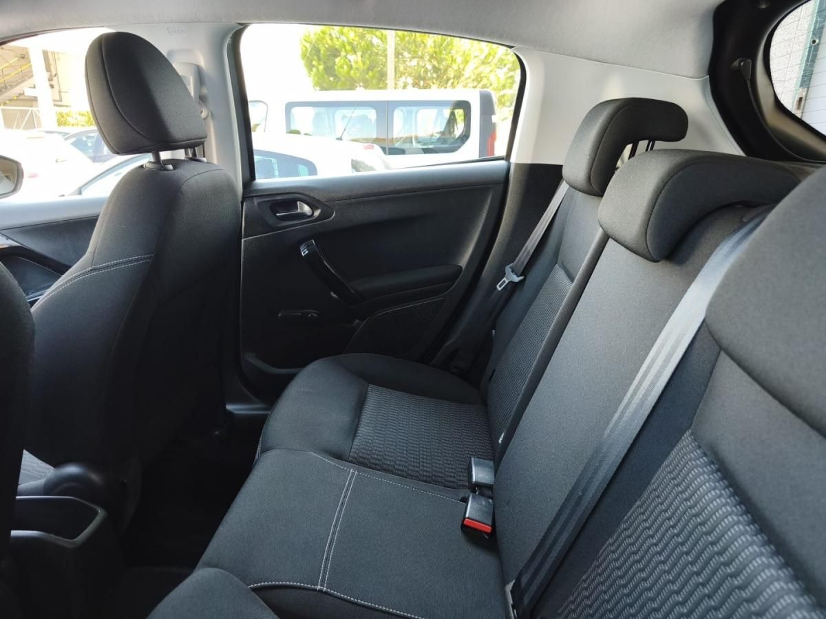 peugeot-208-2019-diesel-1499cc