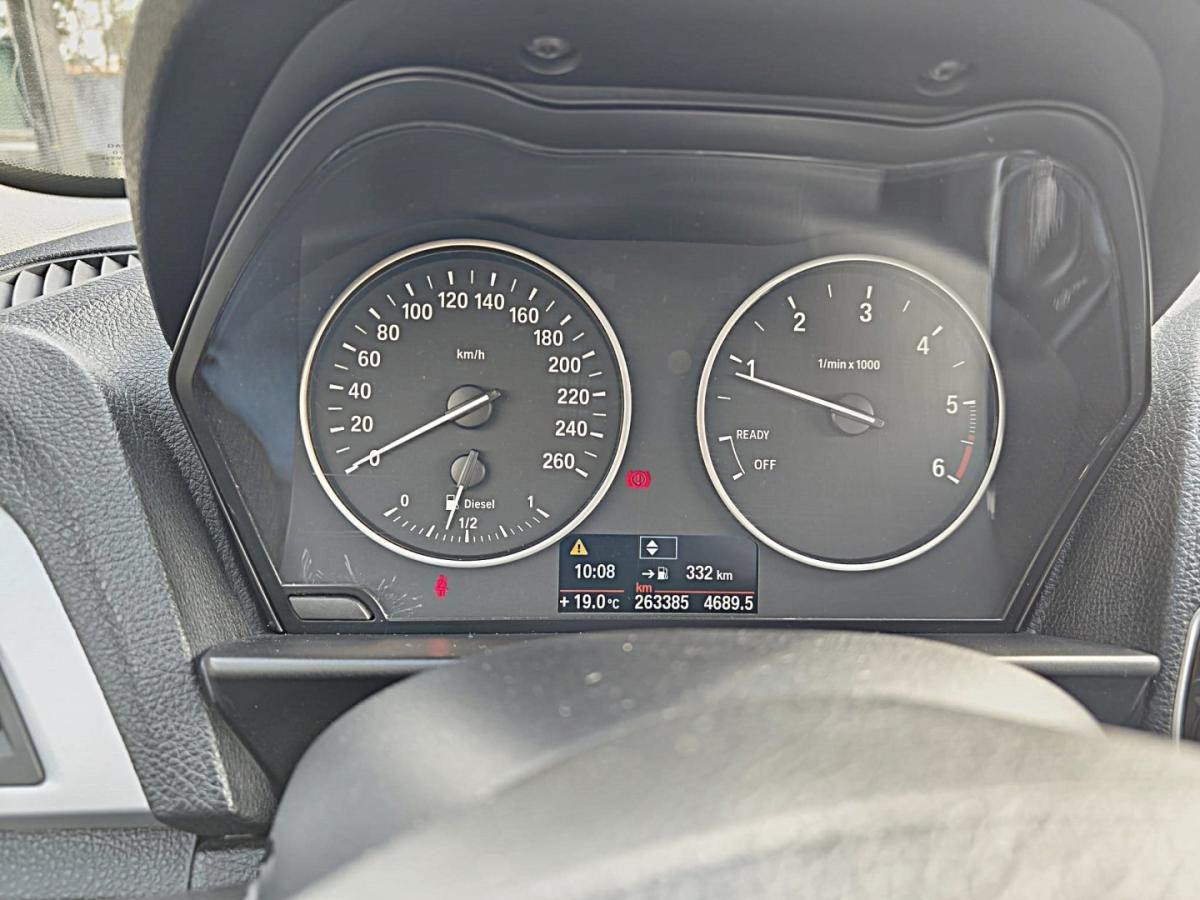 bmw-serie-1-2012-diesel-1995cc