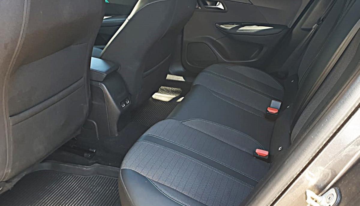 peugeot-2008-2022-gasolina-1199cc