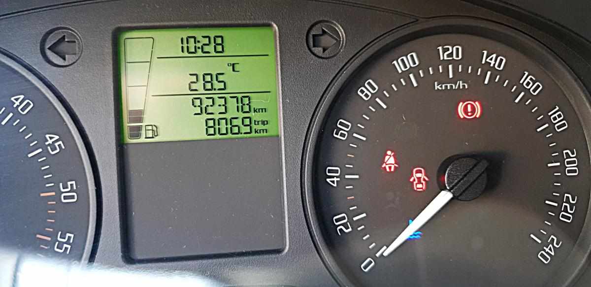 skoda-fabia-1-2-tdi-2011-diesel-1199cc