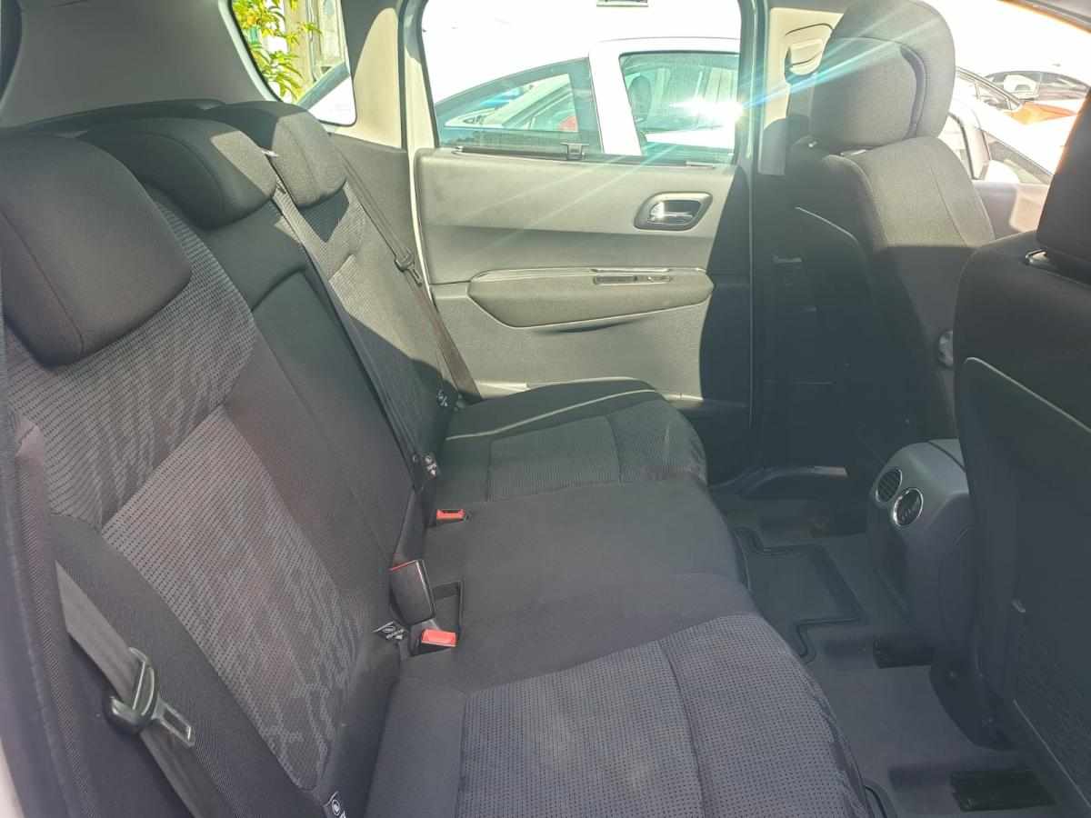 peugeot-3008-1-6-hdi-fap-2010-diesel-1560cc