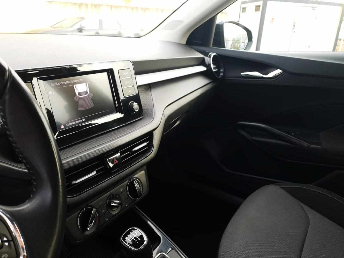 skoda-fabia-2023-gasolina-999cc