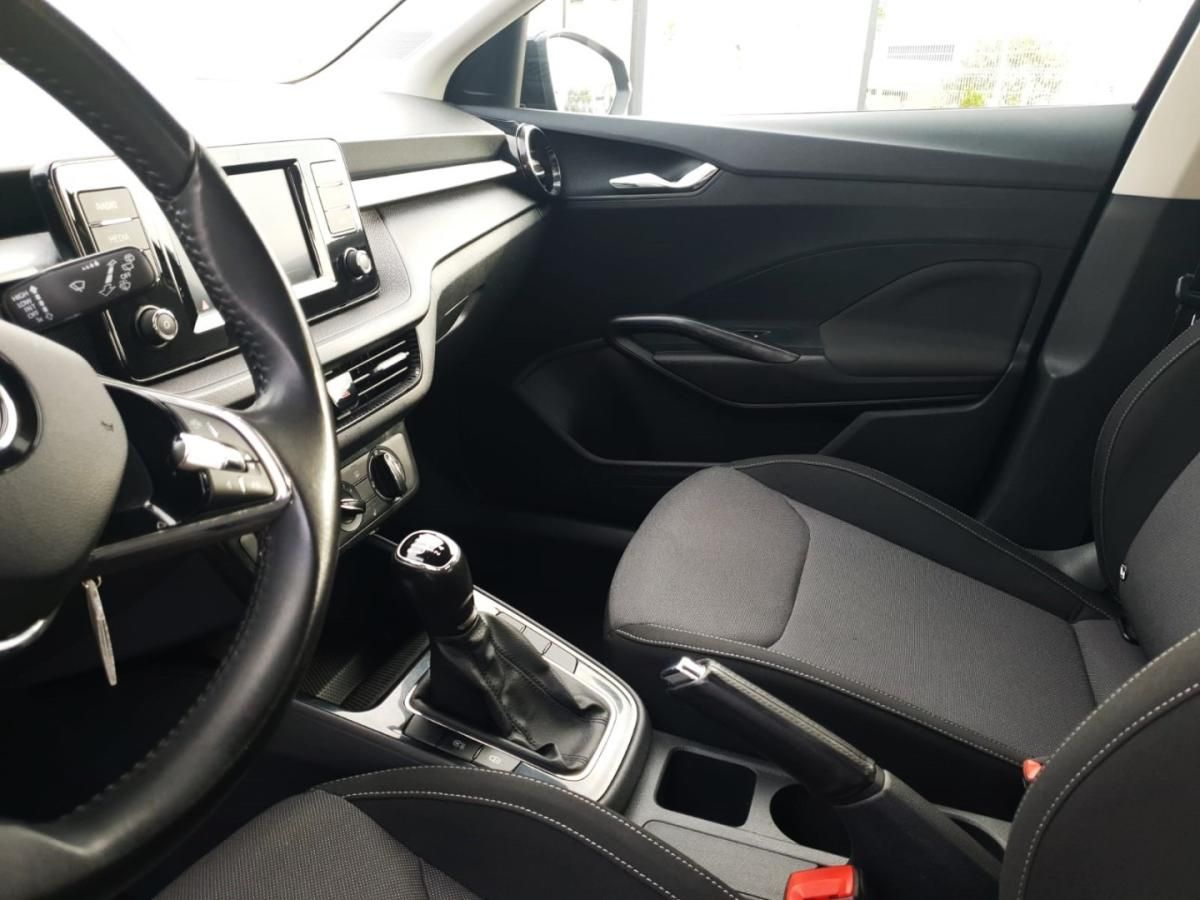 skoda-fabia-2023-gasolina-999cc